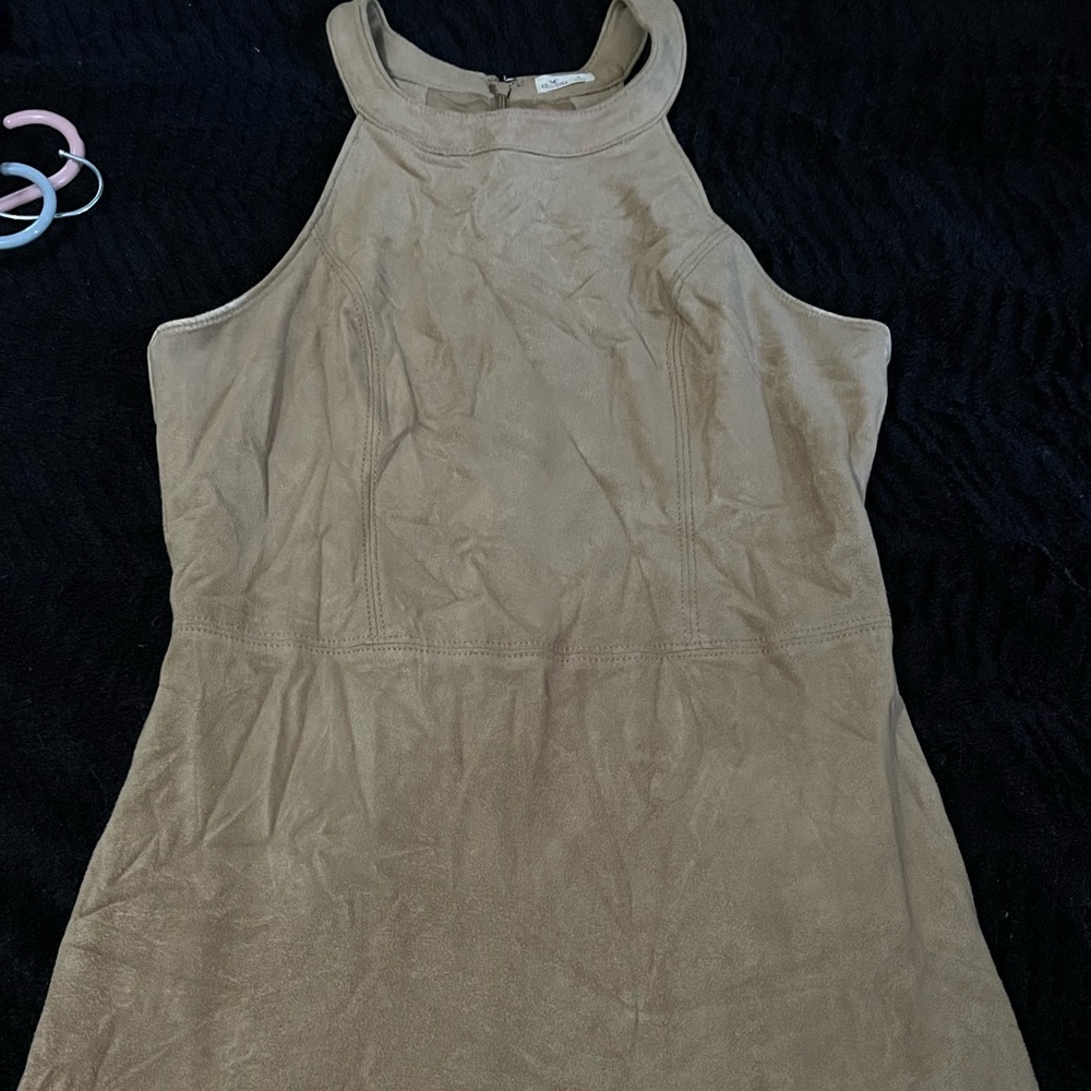 Velvet tan HOLLISTER dress. Size M